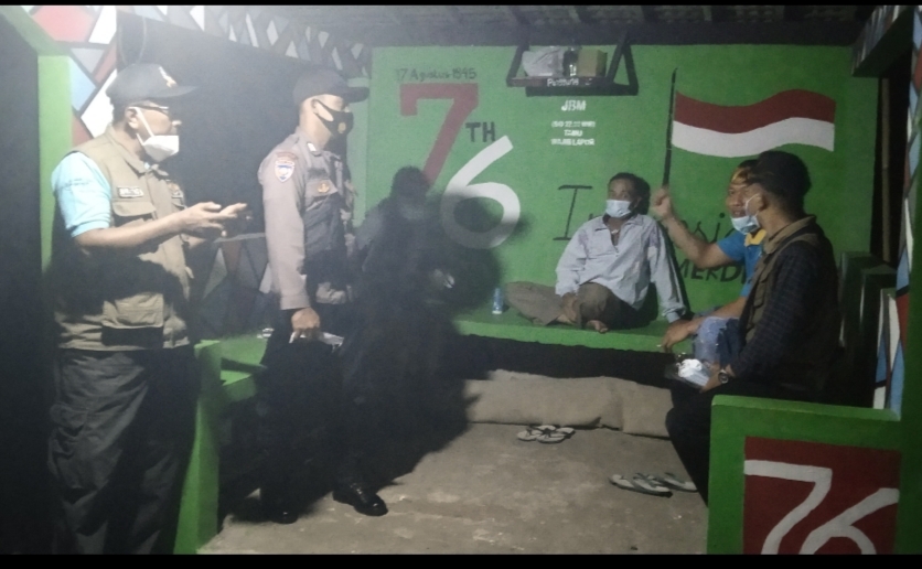 Bhabinkamtibmas Lakukan Sambang Awak Pos Kampling